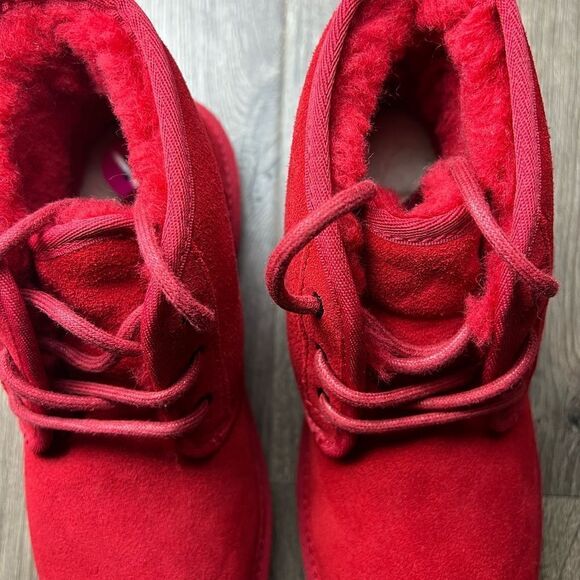 UGG Kid's Neumel II Boot Big kid size 4 - Picture 5 of 8